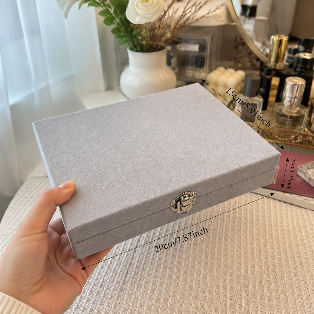 Flip-Top Lock Storage Boxes Set with 10 Dust Bags
